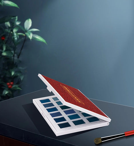 ARABELLA LONDON | Highly pigmented | 18 Shades Blue Eyeshadow Palette